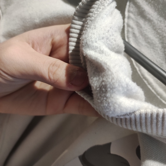 We bare bears sweaters - Picture 1 of 5